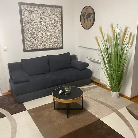 Bei Pepe Nero. 장크트푈텐