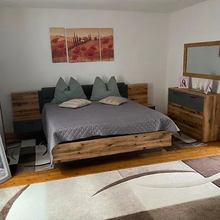 Bei Pepe Nero. 장크트푈텐